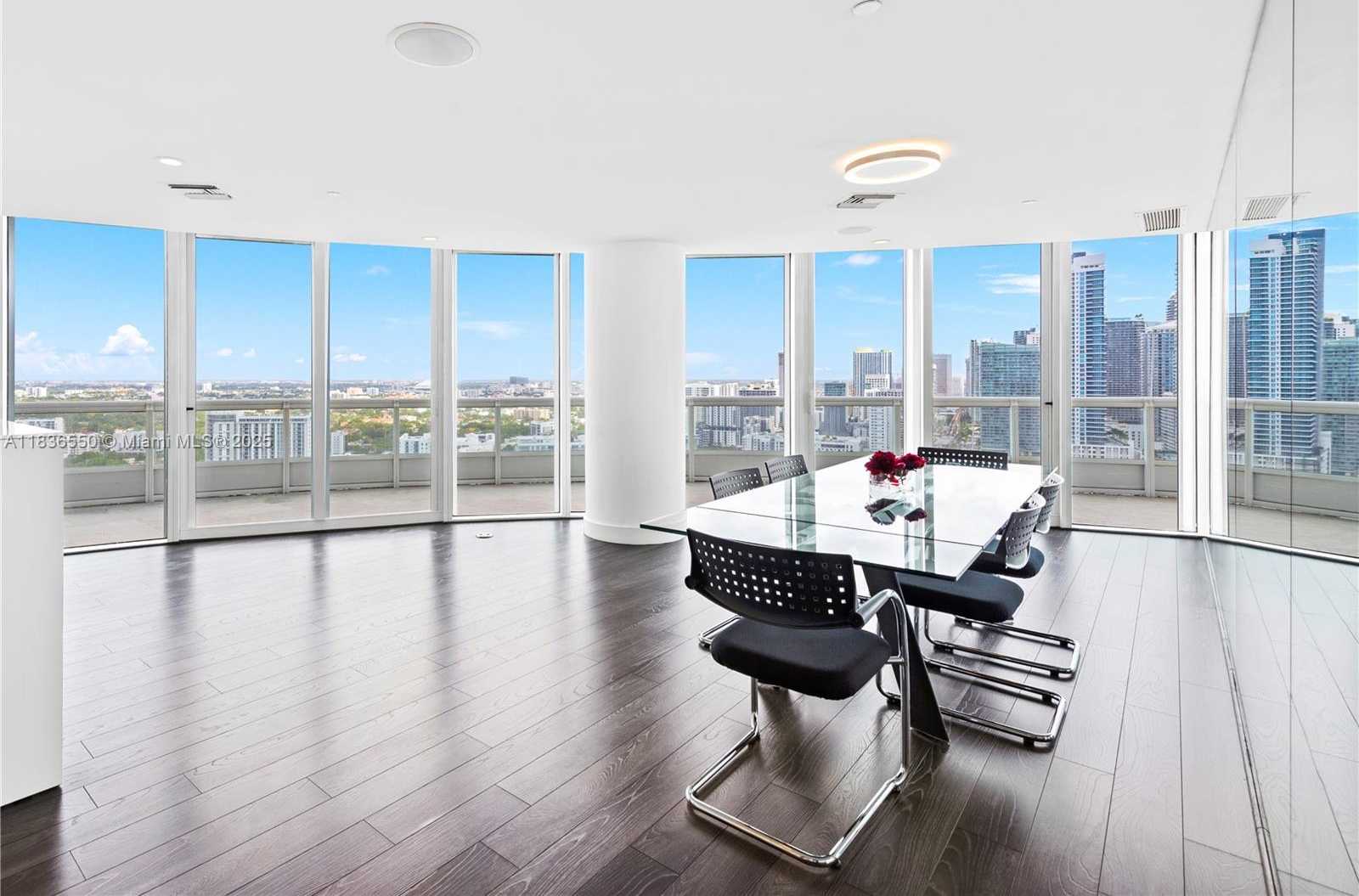 Small Image of 1643 BRICKELL AVE #3301, Miami Number 24