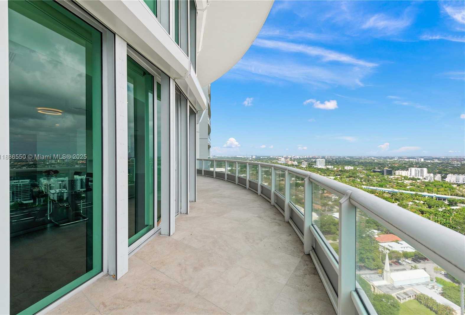 Small Image of 1643 BRICKELL AVE #3301, Miami Number 26