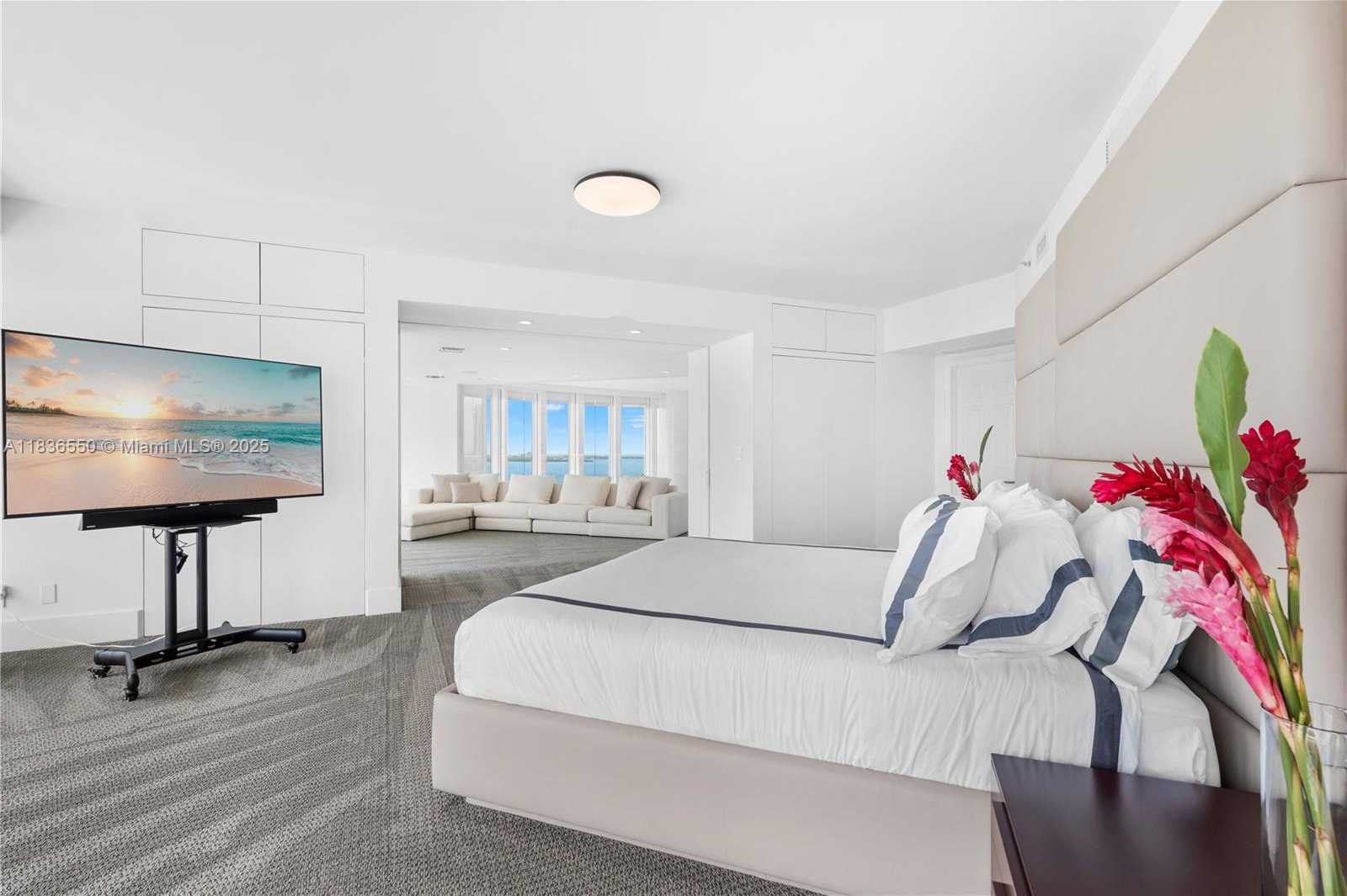 Small Image of 1643 BRICKELL AVE #3301, Miami Number 31