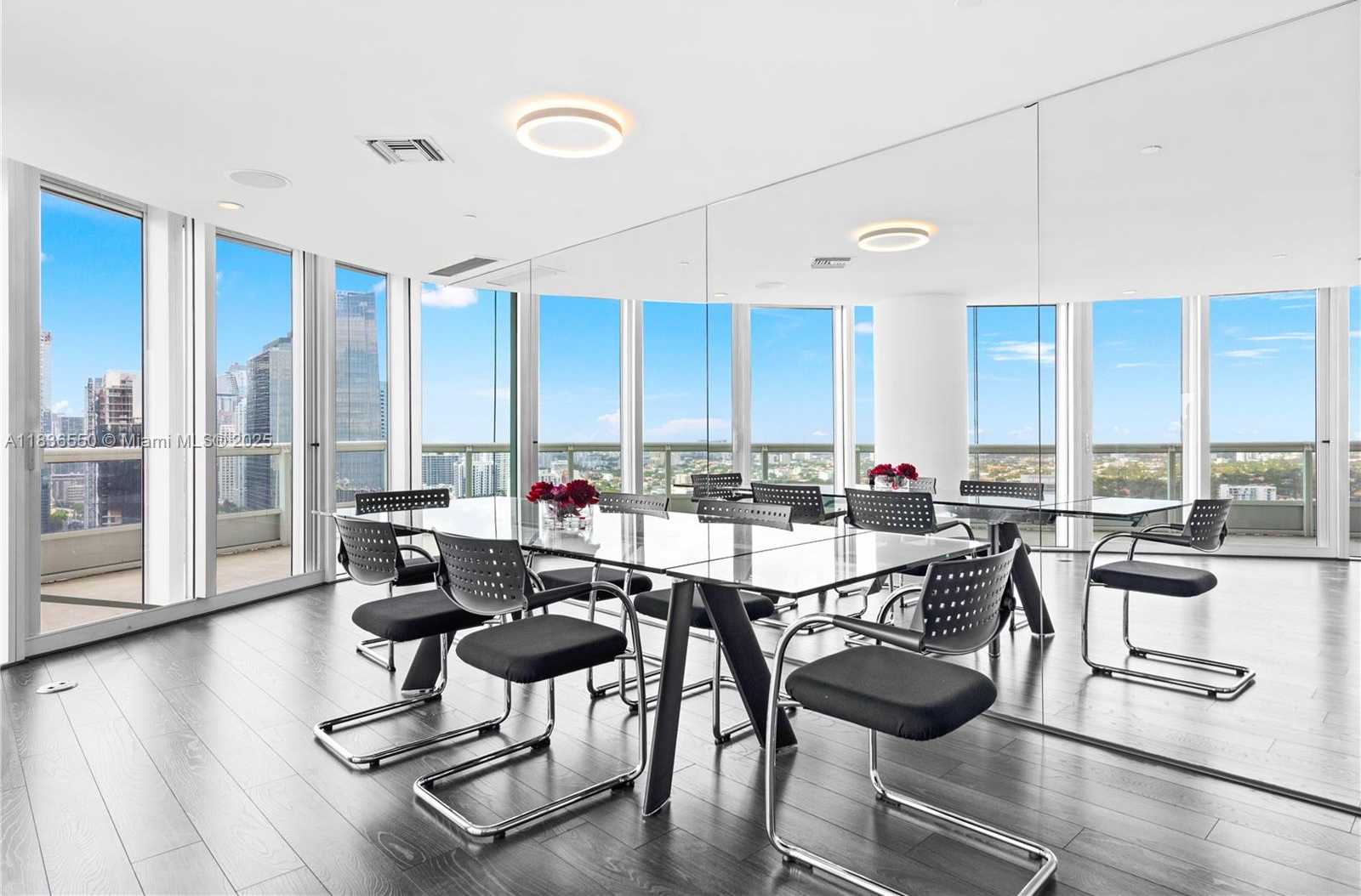 Small Image of 1643 BRICKELL AVE #3301, Miami Number 5