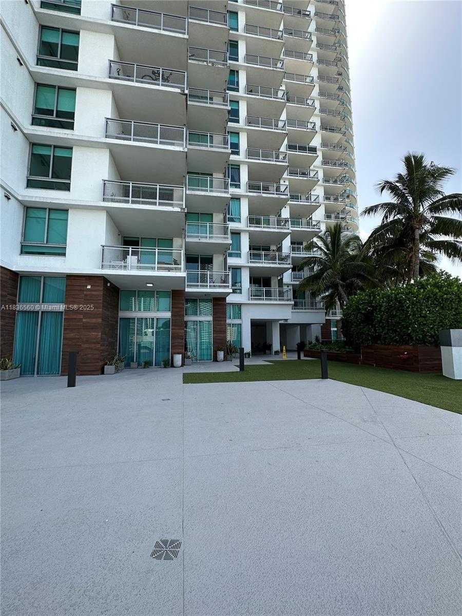 Small Image of 350 SOUTH MIAMI AVE #2115, Miami Number 4