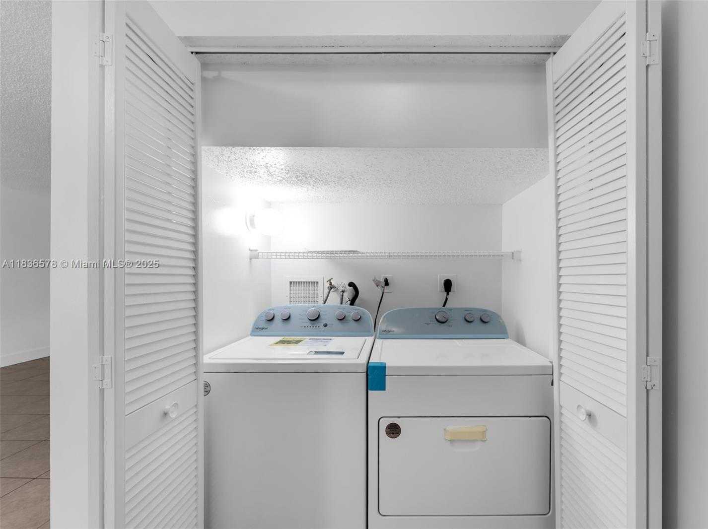 Small Image of 14155 SOUTH WEST 179TH TER, Miami Number 19