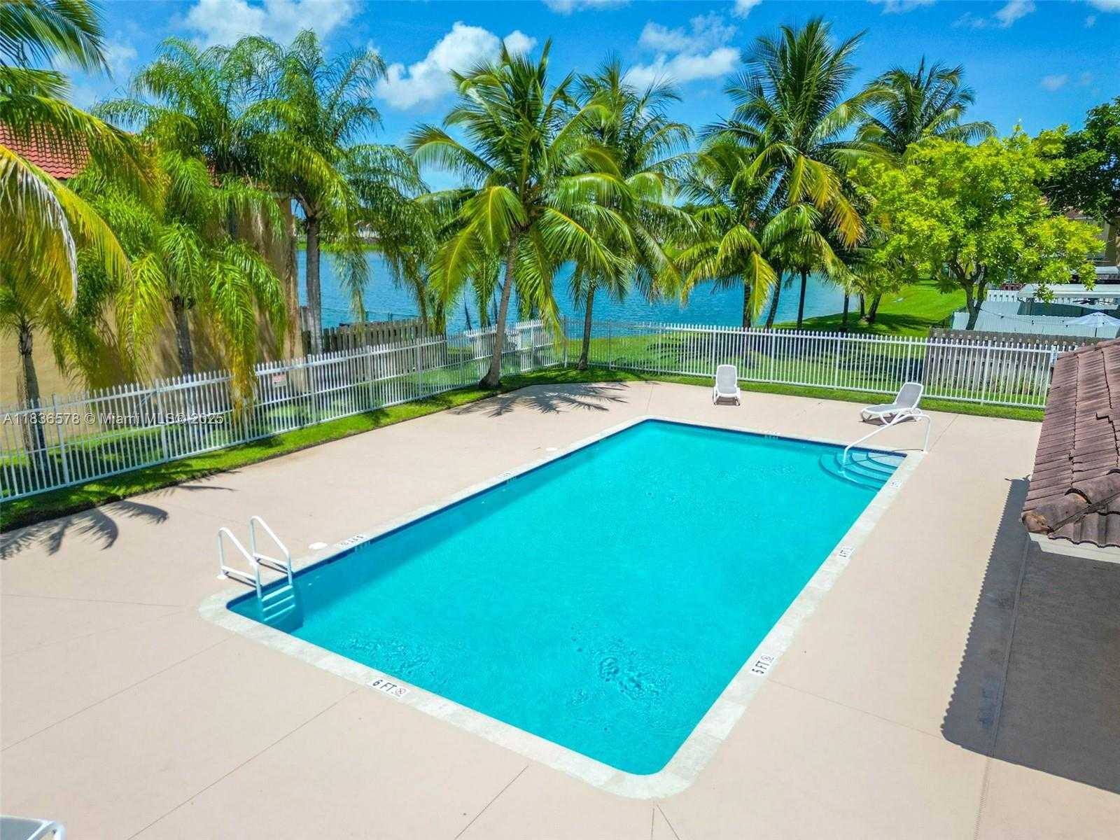 Small Image of 14155 SOUTH WEST 179TH TER, Miami Number 7