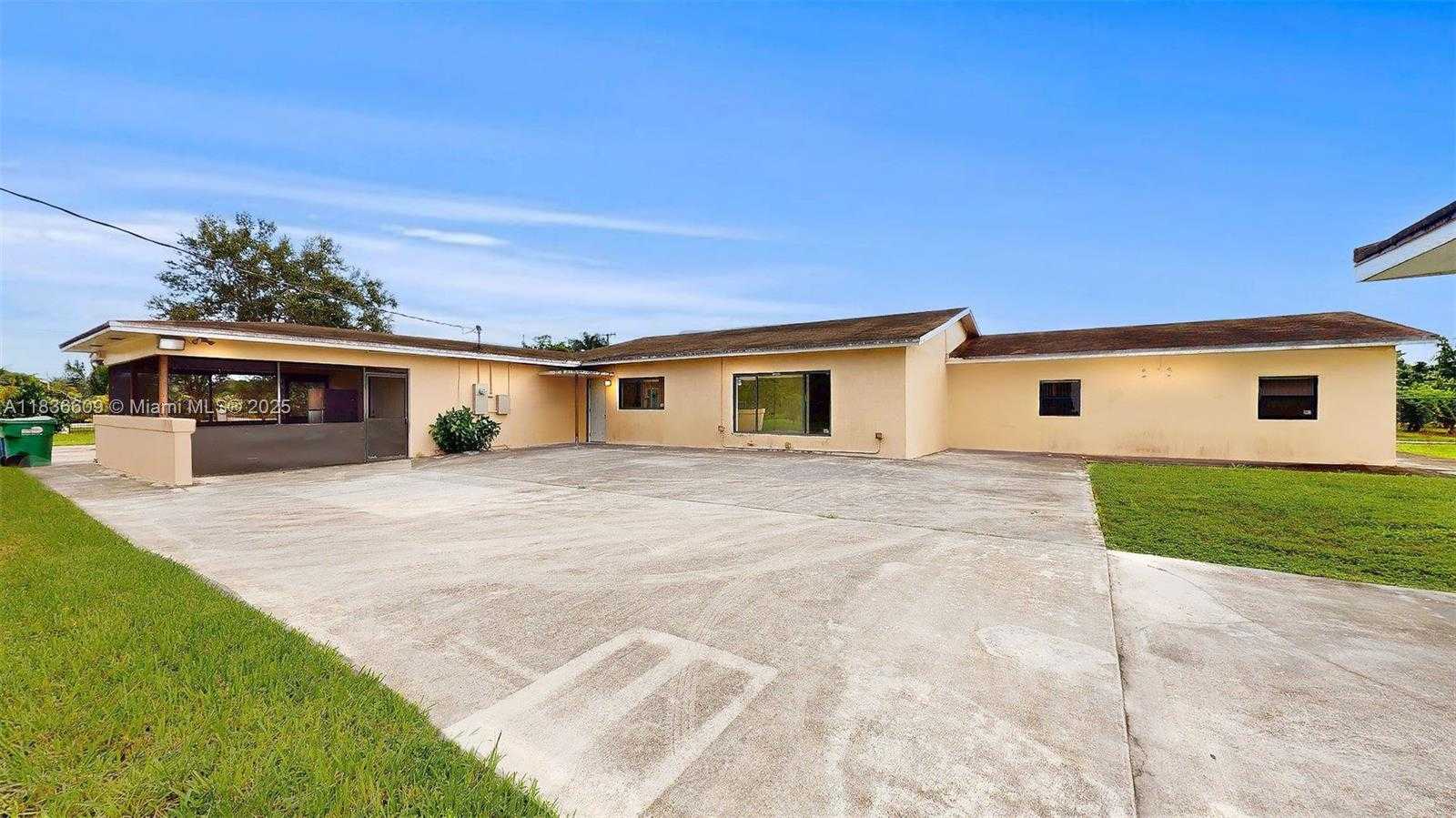 Small Image of 25600 SOUTH WEST 157TH AVE, Homestead Number 10