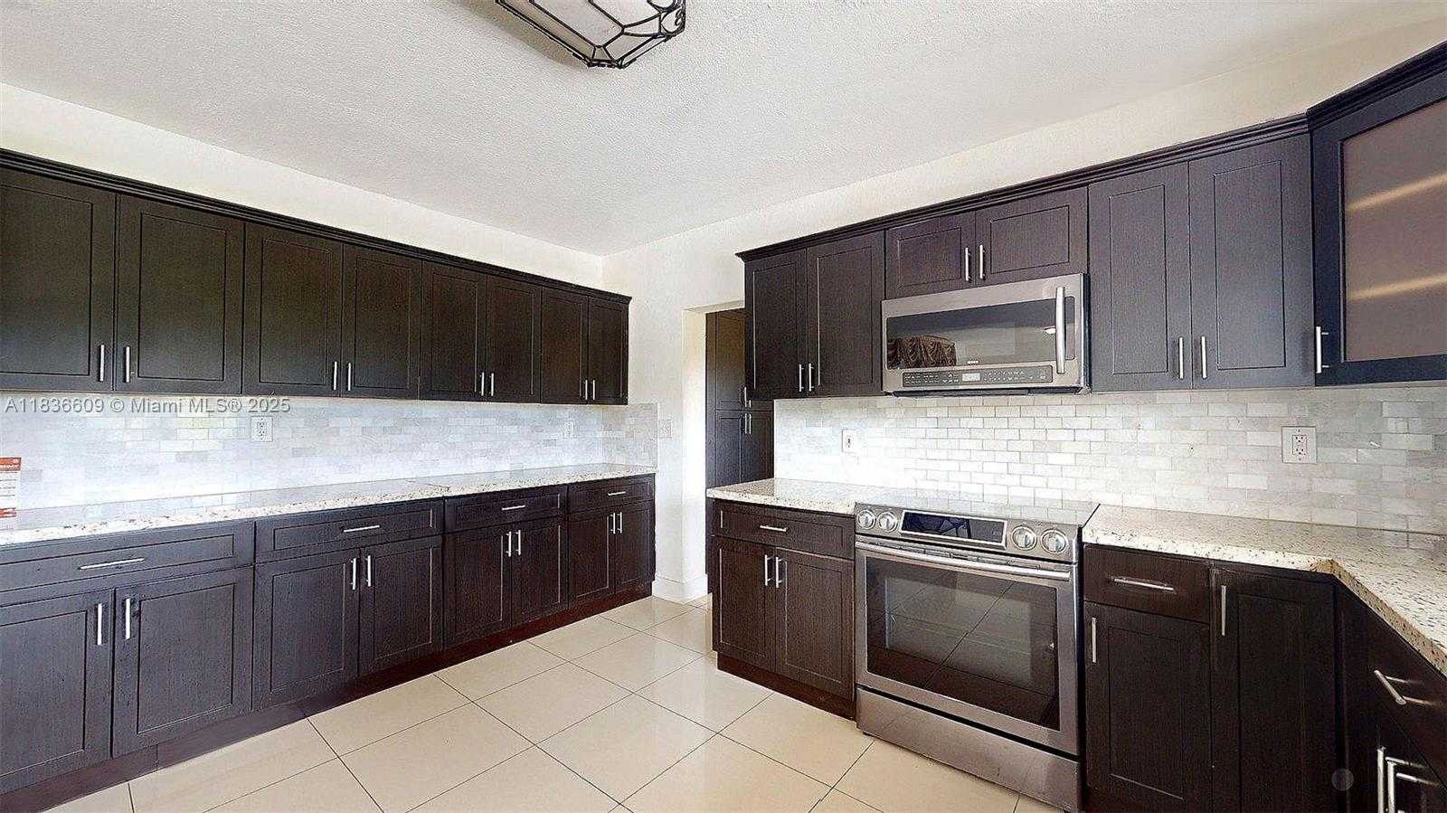 Small Image of 25600 SOUTH WEST 157TH AVE, Homestead Number 17
