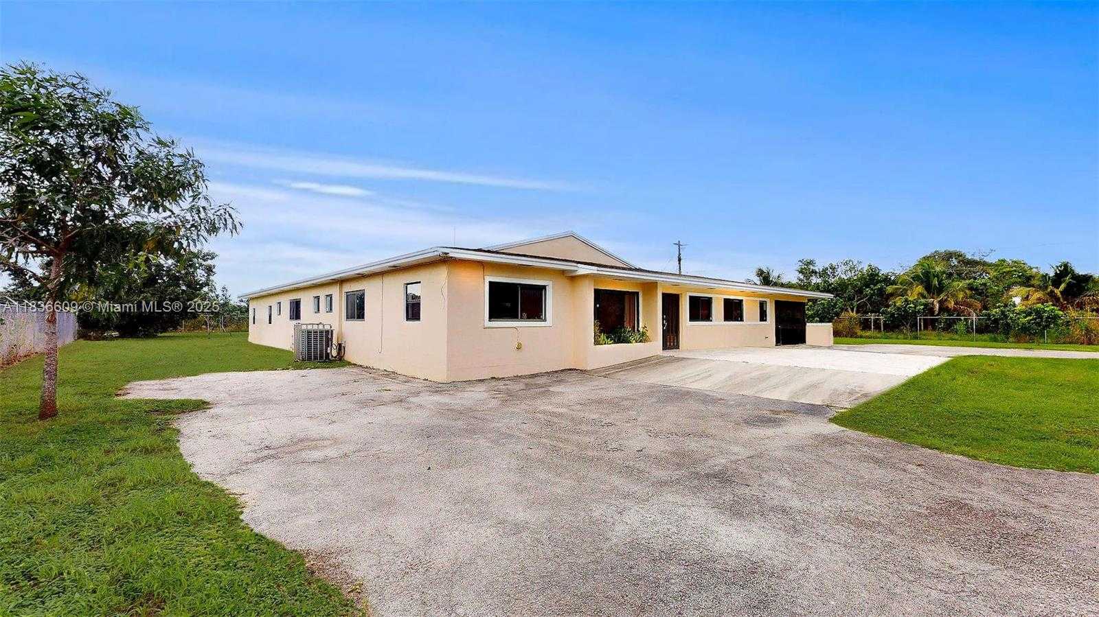 Small Image of 25600 SOUTH WEST 157TH AVE, Homestead Number 3