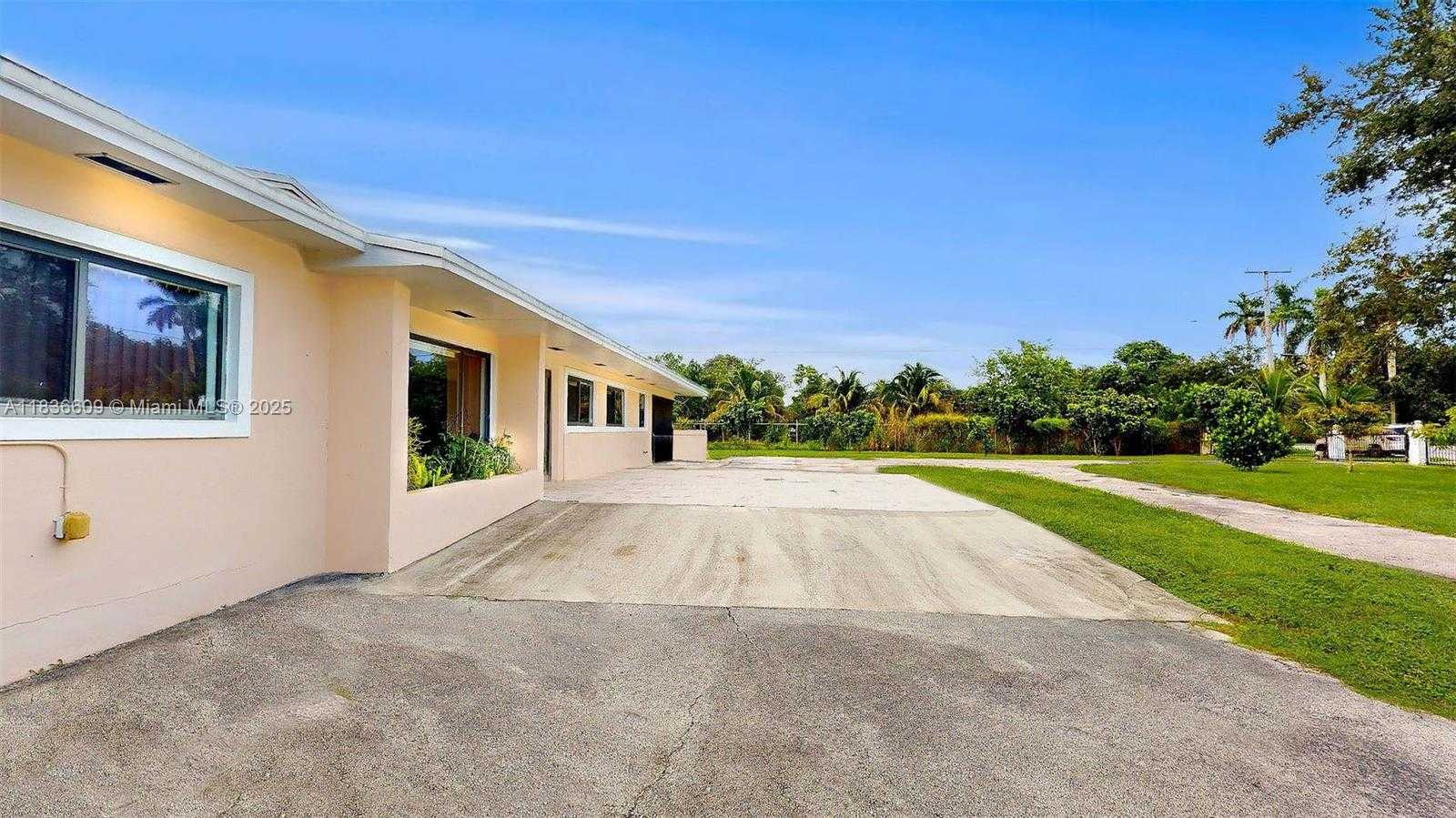 Small Image of 25600 SOUTH WEST 157TH AVE, Homestead Number 6