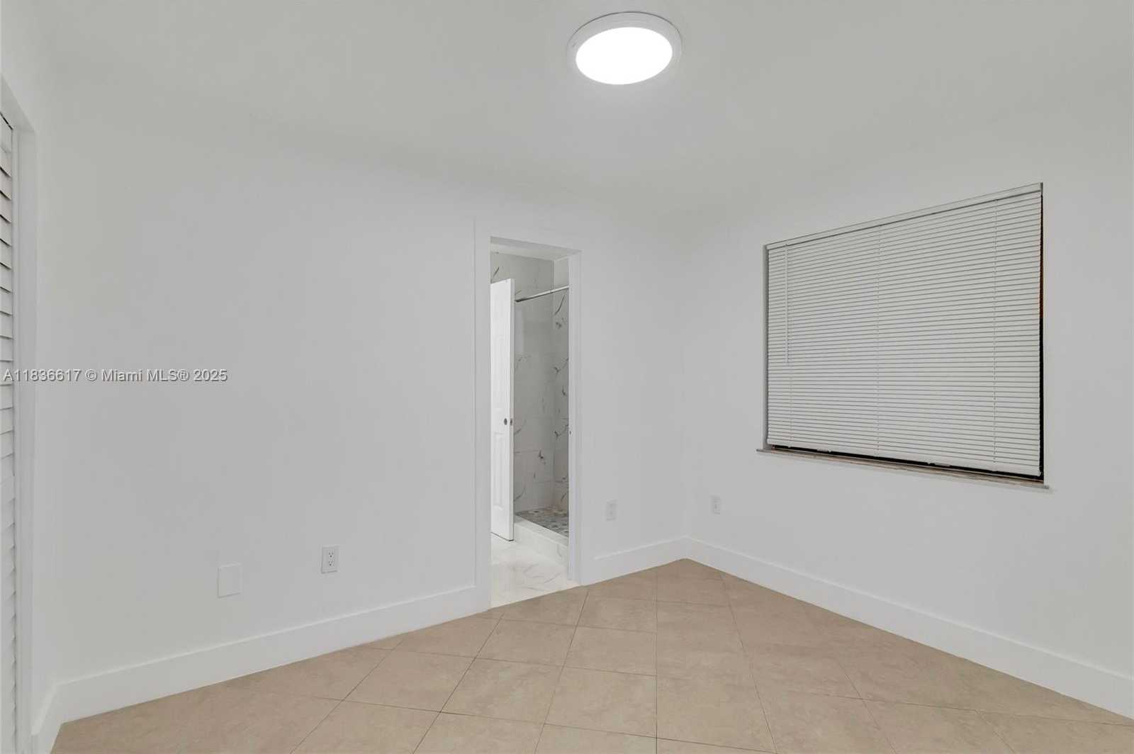 Small Image of 8811 NORTH WEST 112TH TER, Hialeah Gardens Number 11