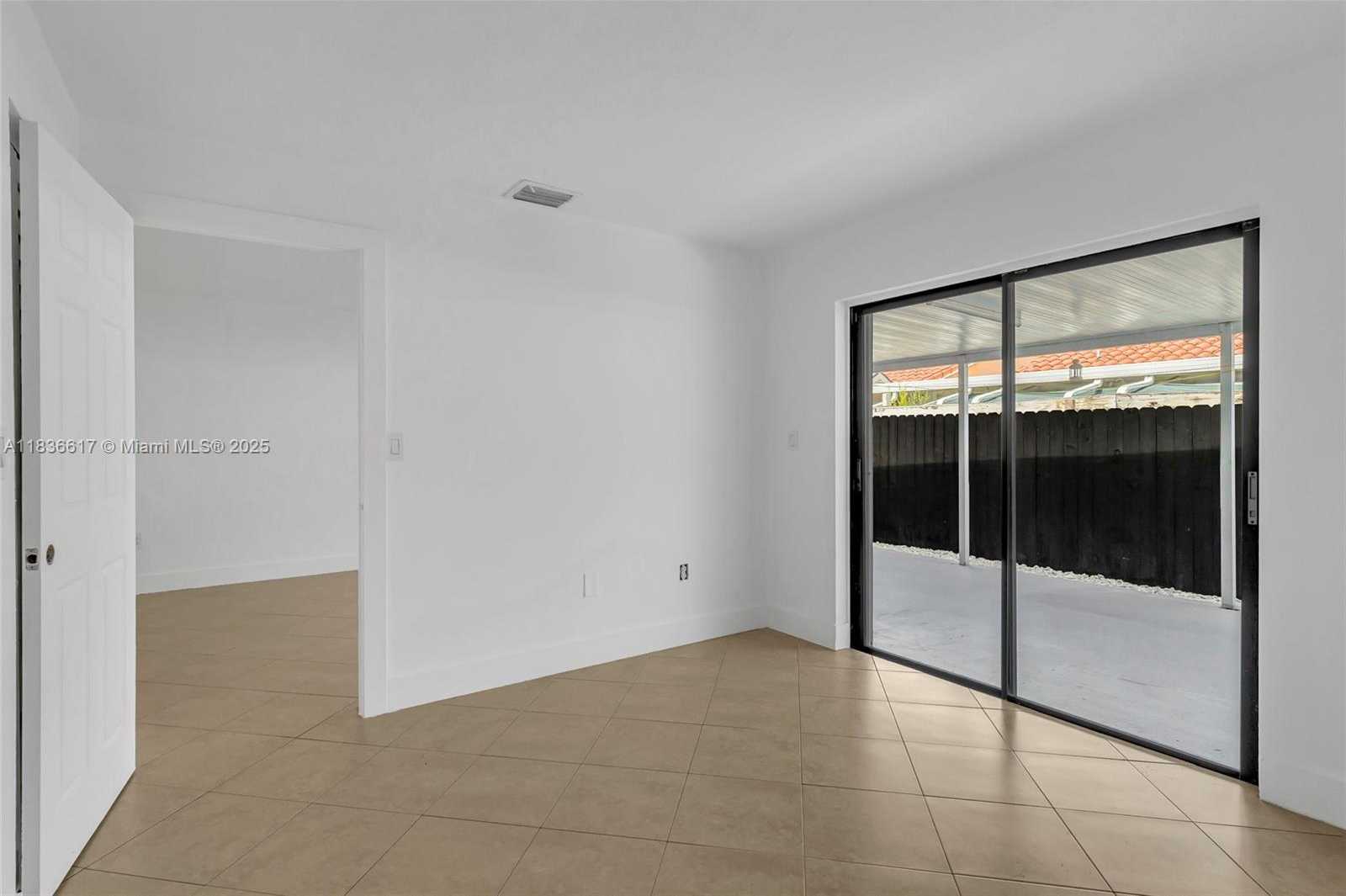 Small Image of 8811 NORTH WEST 112TH TER, Hialeah Gardens Number 16