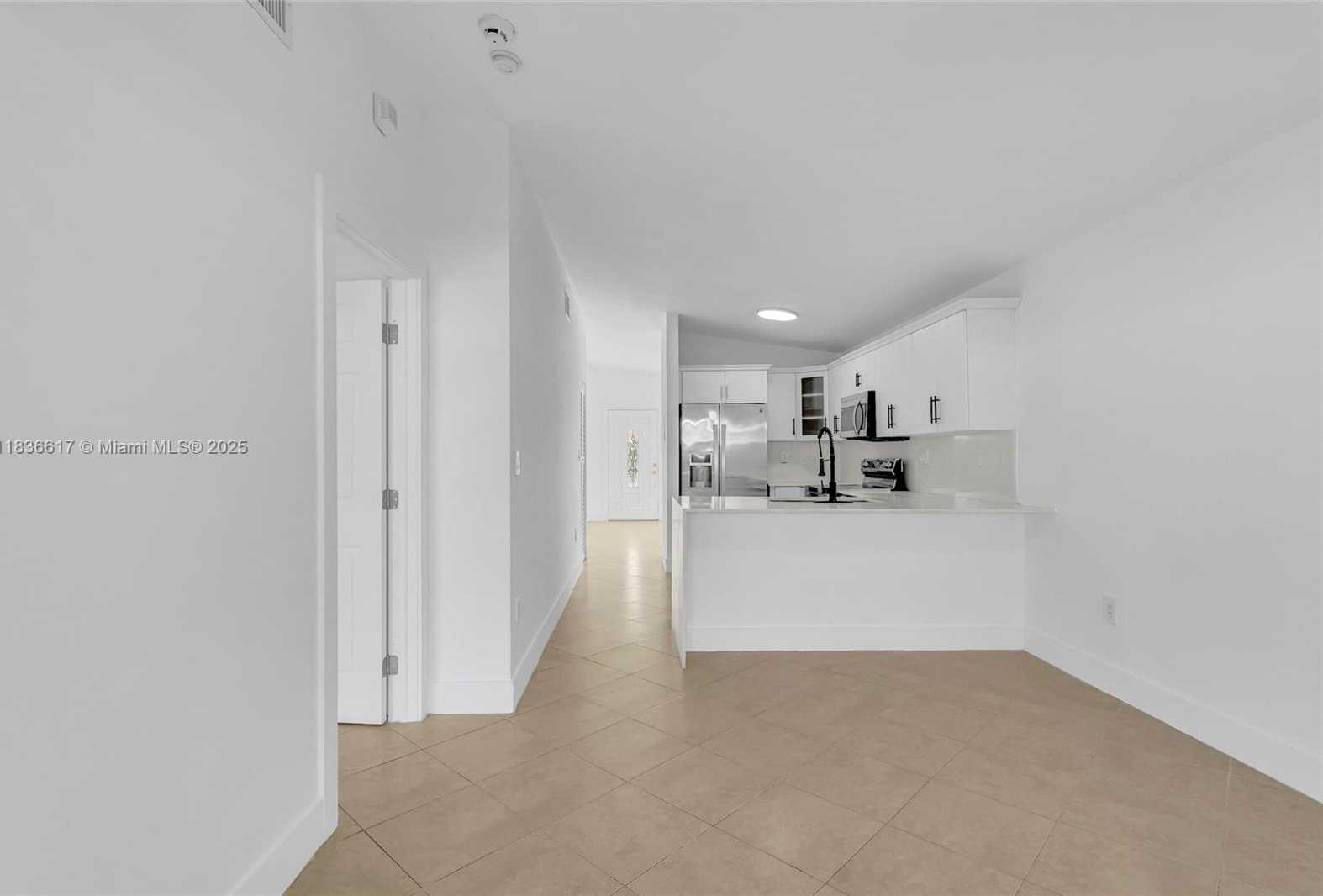 Small Image of 8811 NORTH WEST 112TH TER, Hialeah Gardens Number 17