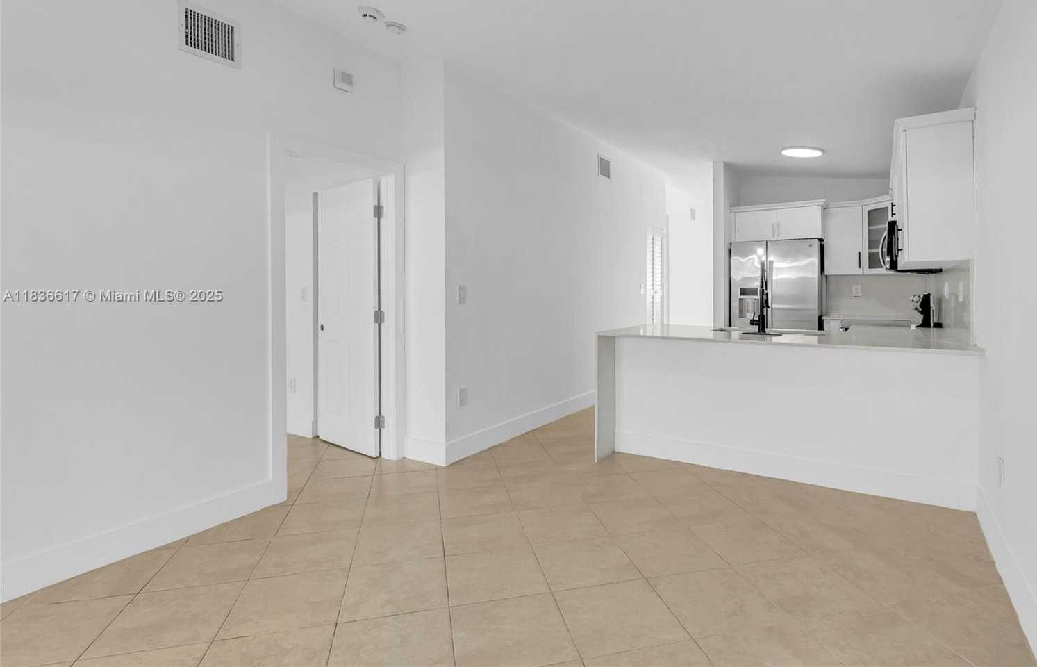 Small Image of 8811 NORTH WEST 112TH TER, Hialeah Gardens Number 18