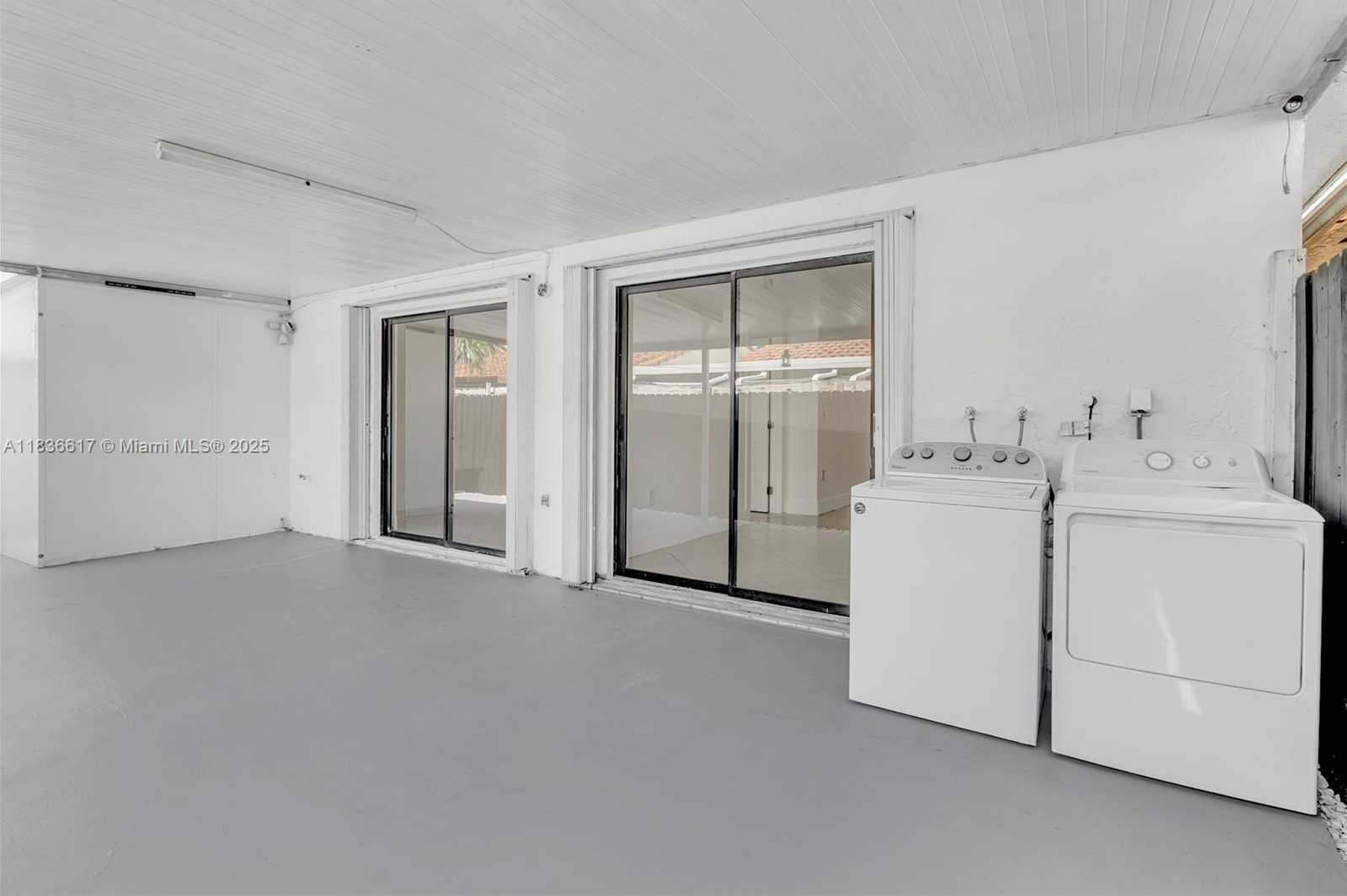 Small Image of 8811 NORTH WEST 112TH TER, Hialeah Gardens Number 22