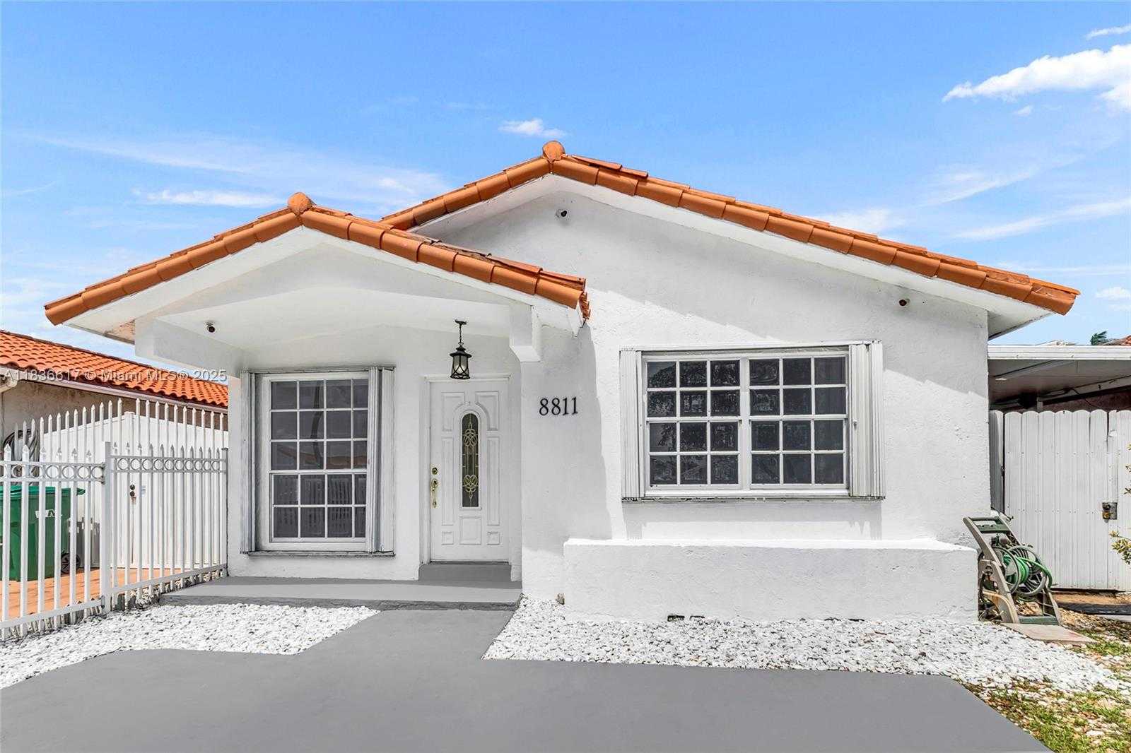 Small Image of 8811 NORTH WEST 112TH TER, Hialeah Gardens Number 3