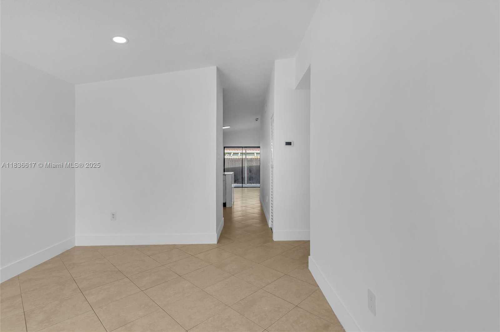 Small Image of 8811 NORTH WEST 112TH TER, Hialeah Gardens Number 6