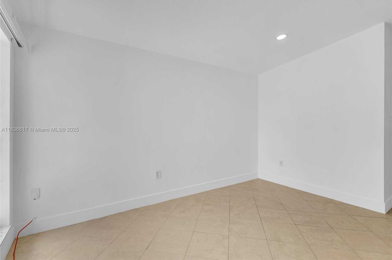 Small Image of 8811 NORTH WEST 112TH TER, Hialeah Gardens Number 8