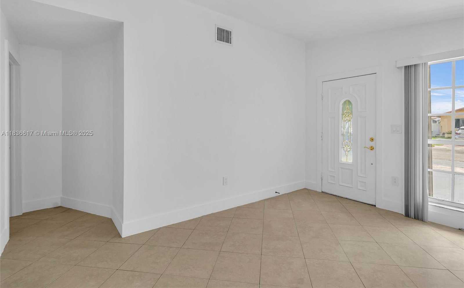 Small Image of 8811 NORTH WEST 112TH TER, Hialeah Gardens Number 9