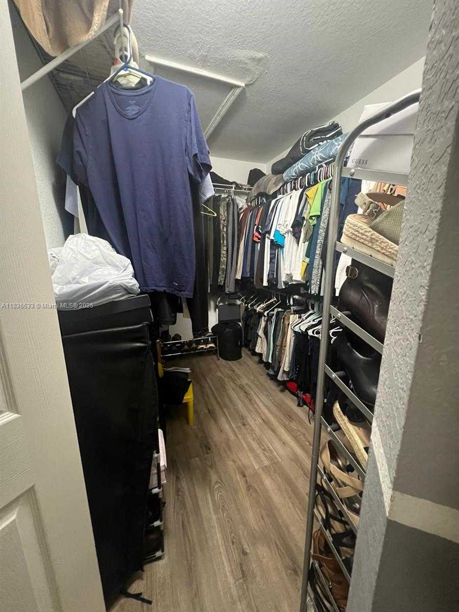 Small Image of 16249 SOUTH WEST 56TH TER #16249, Miami Number 10
