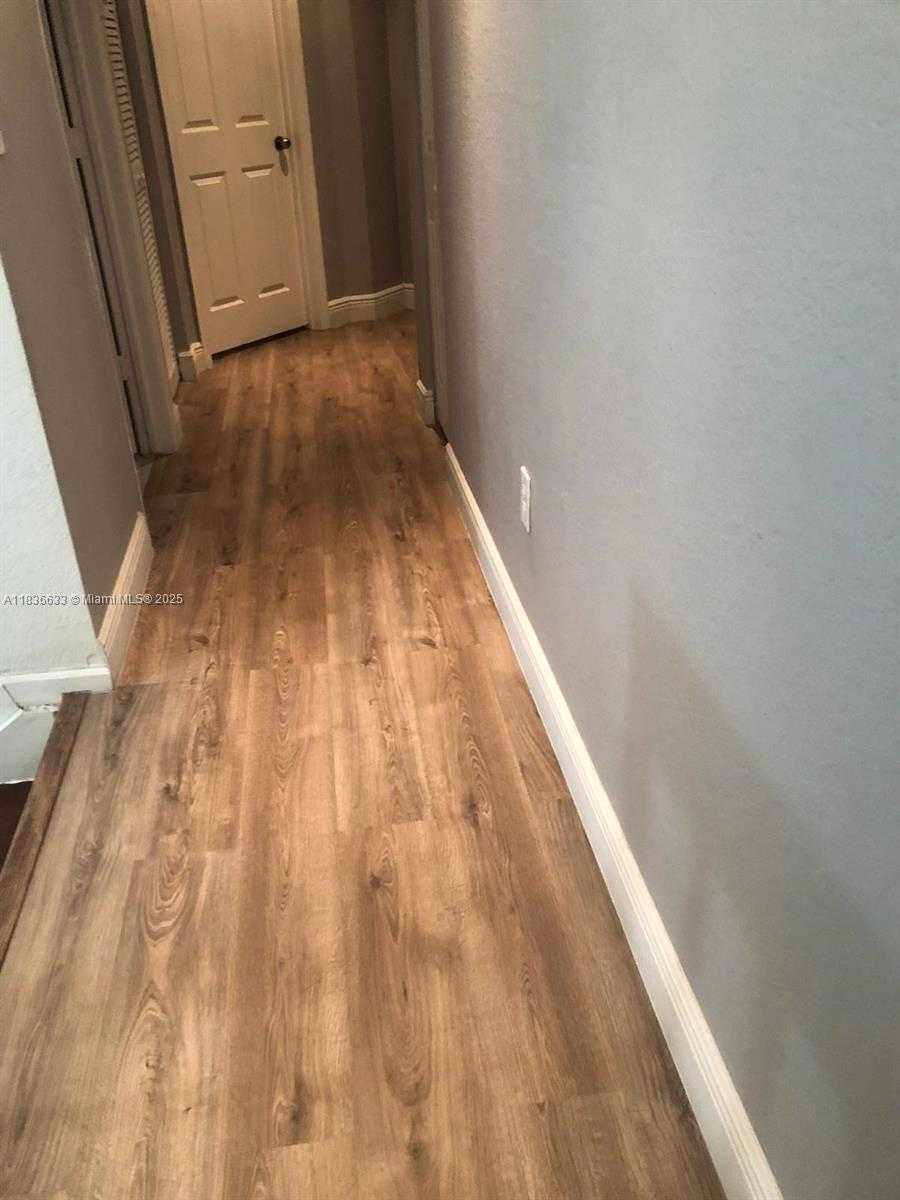 Small Image of 16249 SOUTH WEST 56TH TER #16249, Miami Number 19