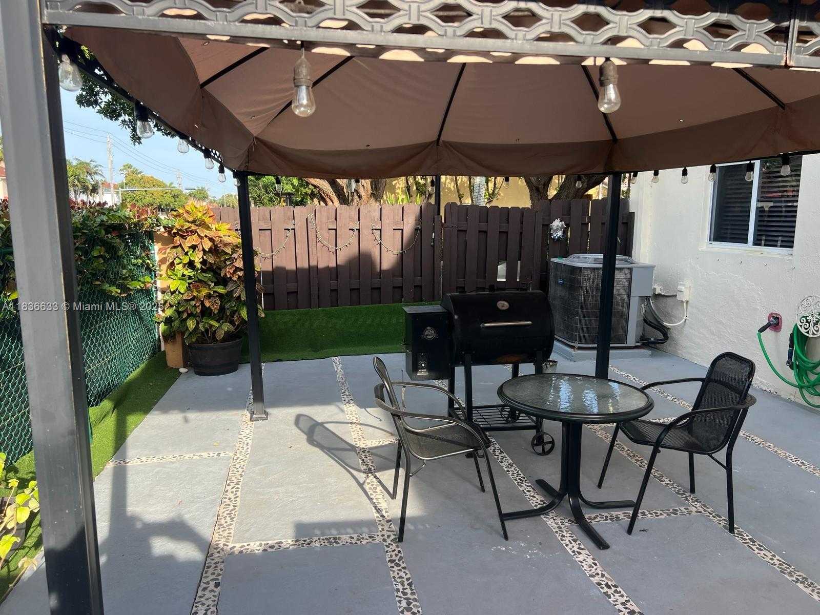 Small Image of 16249 SOUTH WEST 56TH TER #16249, Miami Number 31