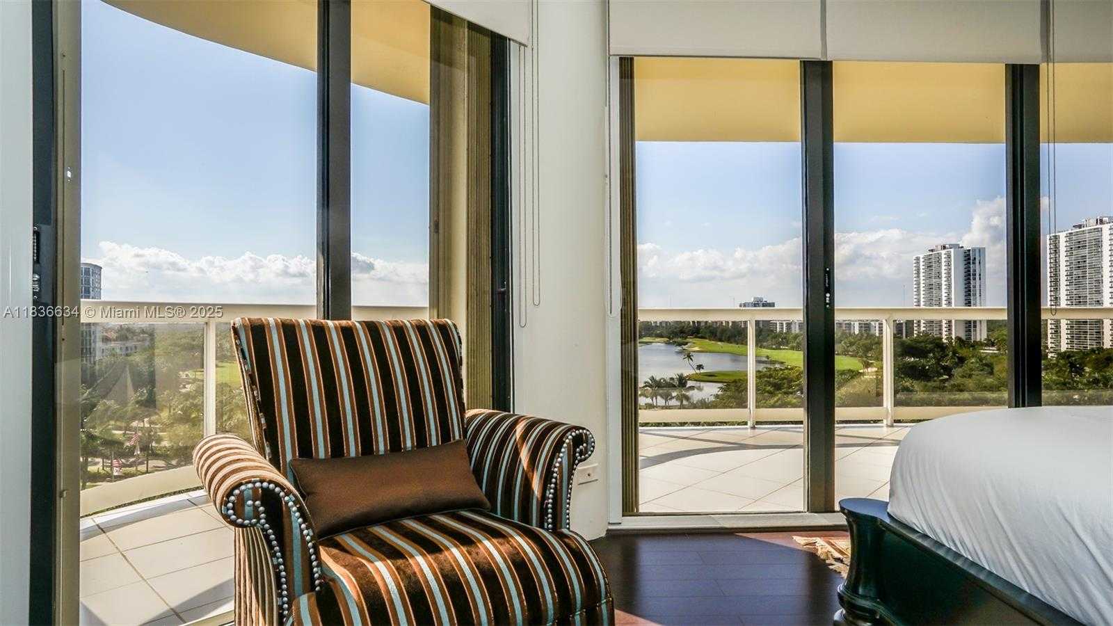 Small Image of 20191 EAST COUNTRY CLUB DR #901, Aventura Number 15