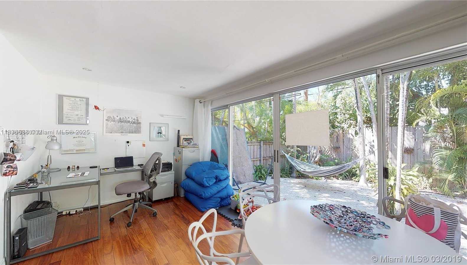 Small Image of 725 NORTH EAST 73RD ST, Miami Number 24