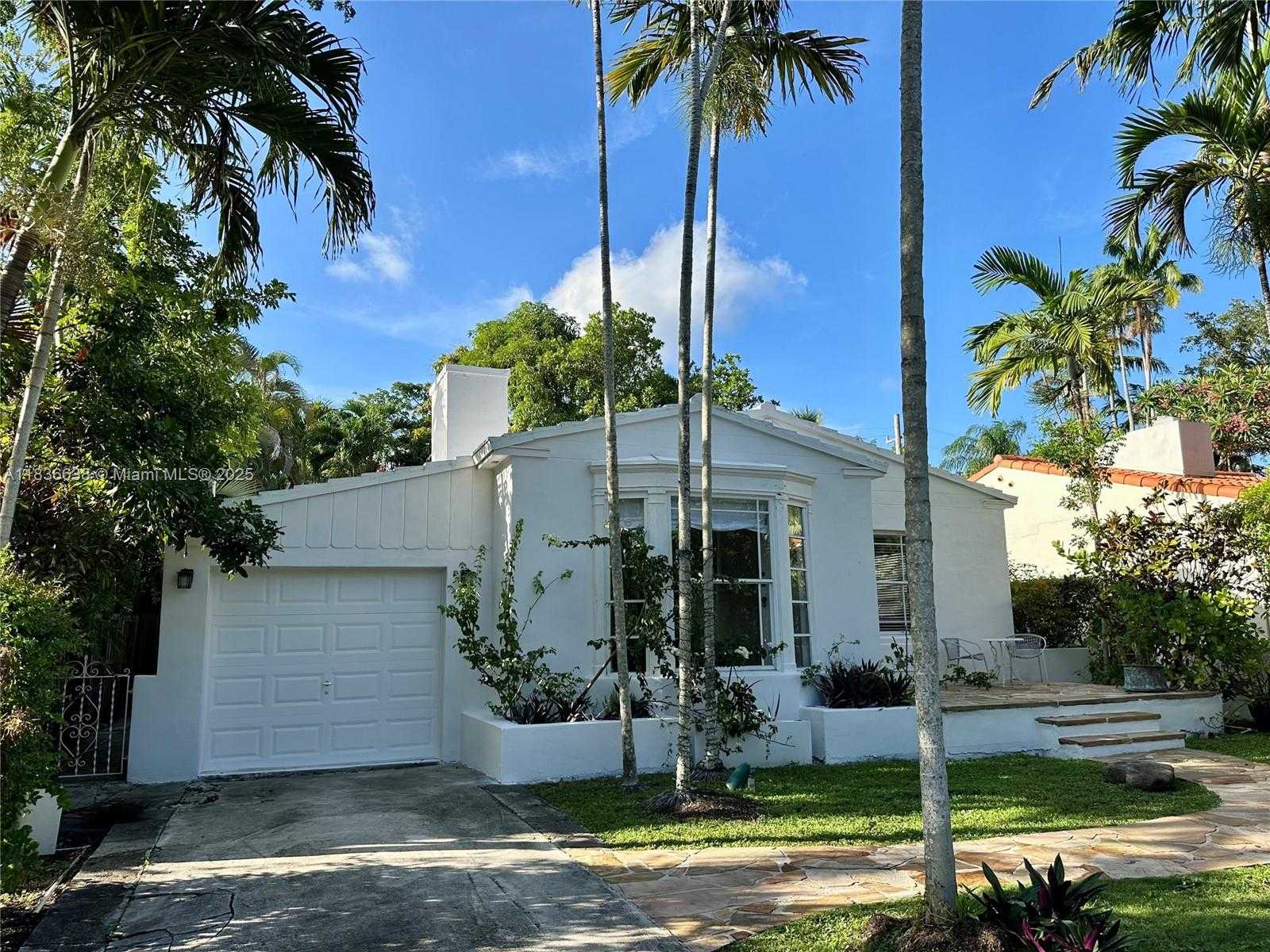 Small Image of 725 NORTH EAST 73RD ST, Miami Number 3