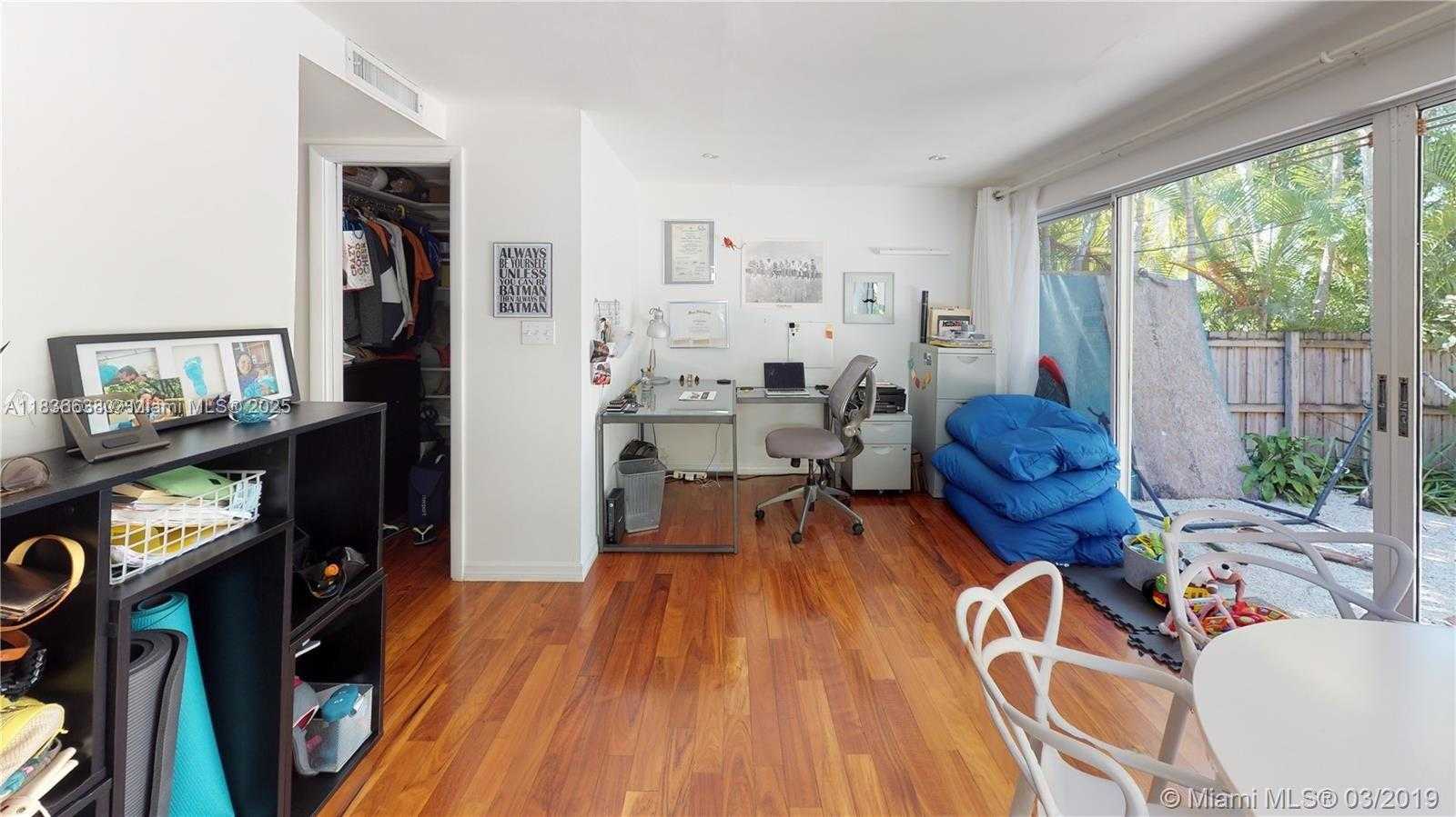 Small Image of 725 NORTH EAST 73RD ST, Miami Number 33