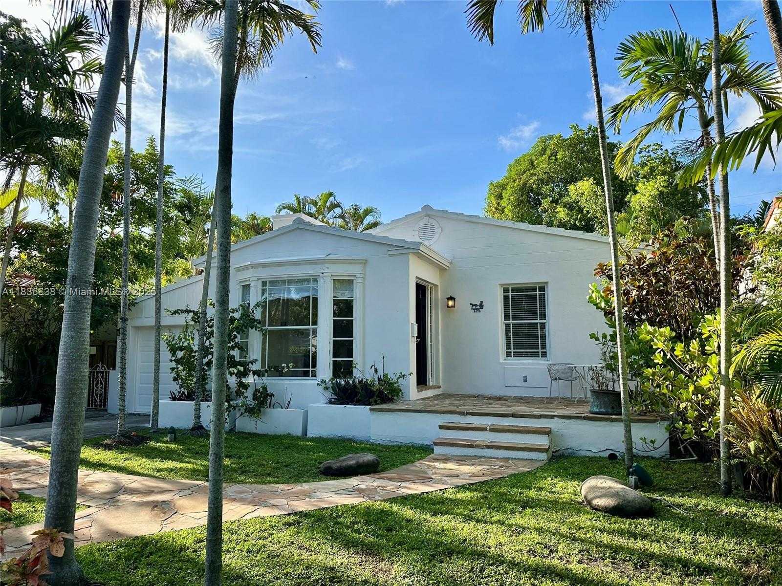 Small Image of 725 NORTH EAST 73RD ST, Miami Number 5