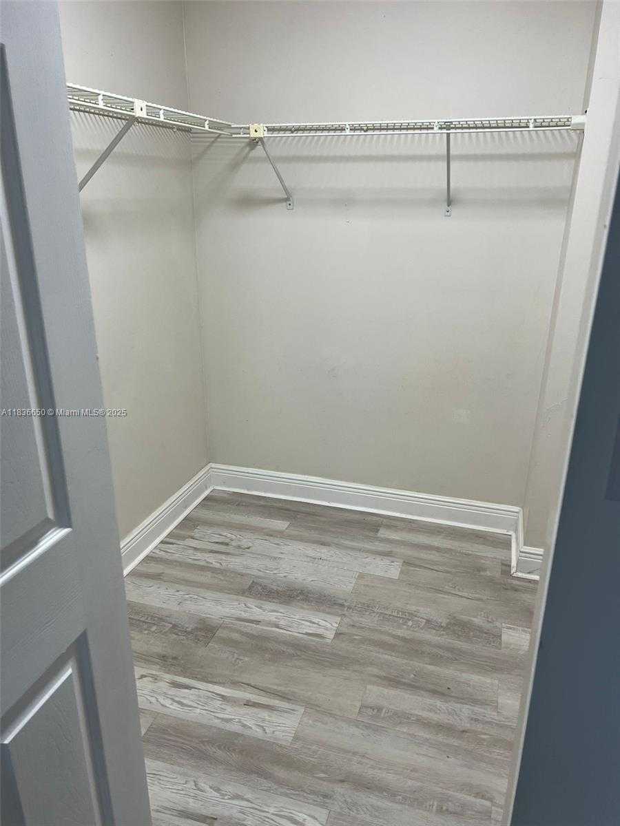 Small Image of 8875 FONTAINEBLEAU BLVD #202, Miami Number 16