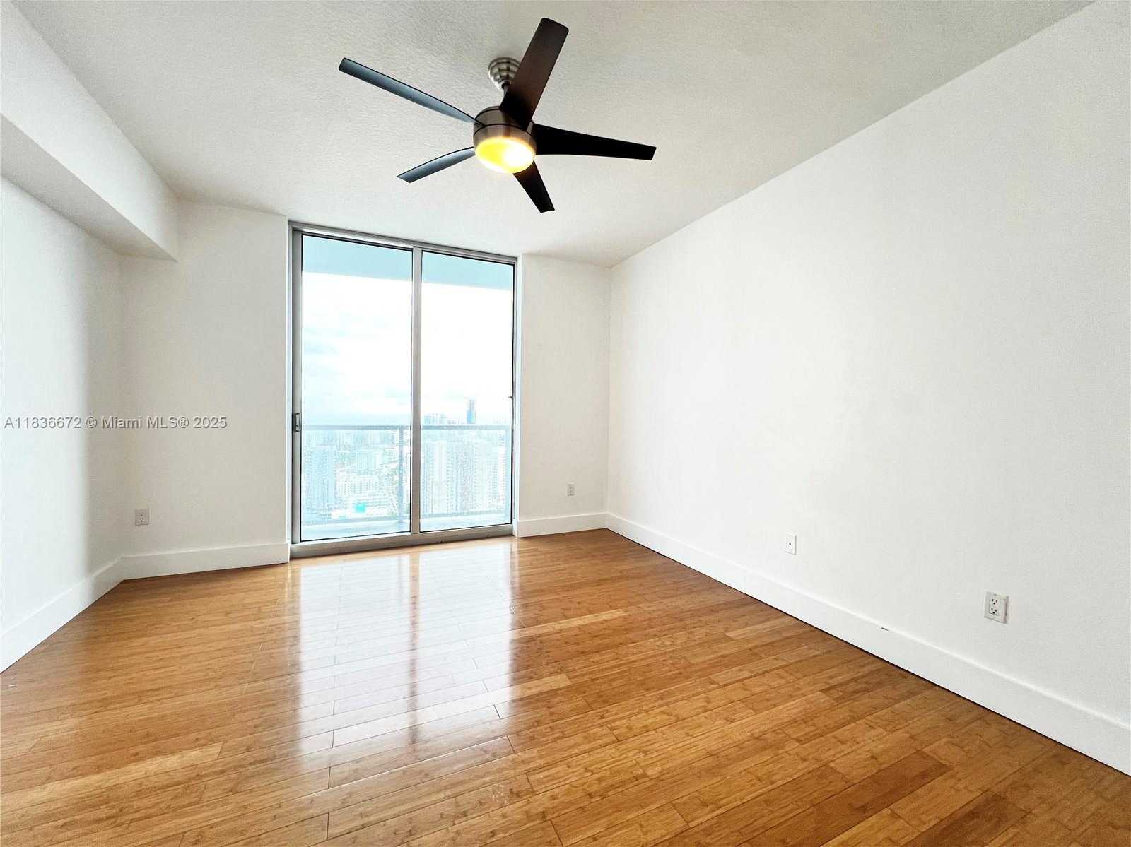 Small Image of 185 SOUTH WEST 7TH ST #4014, Miami Number 11