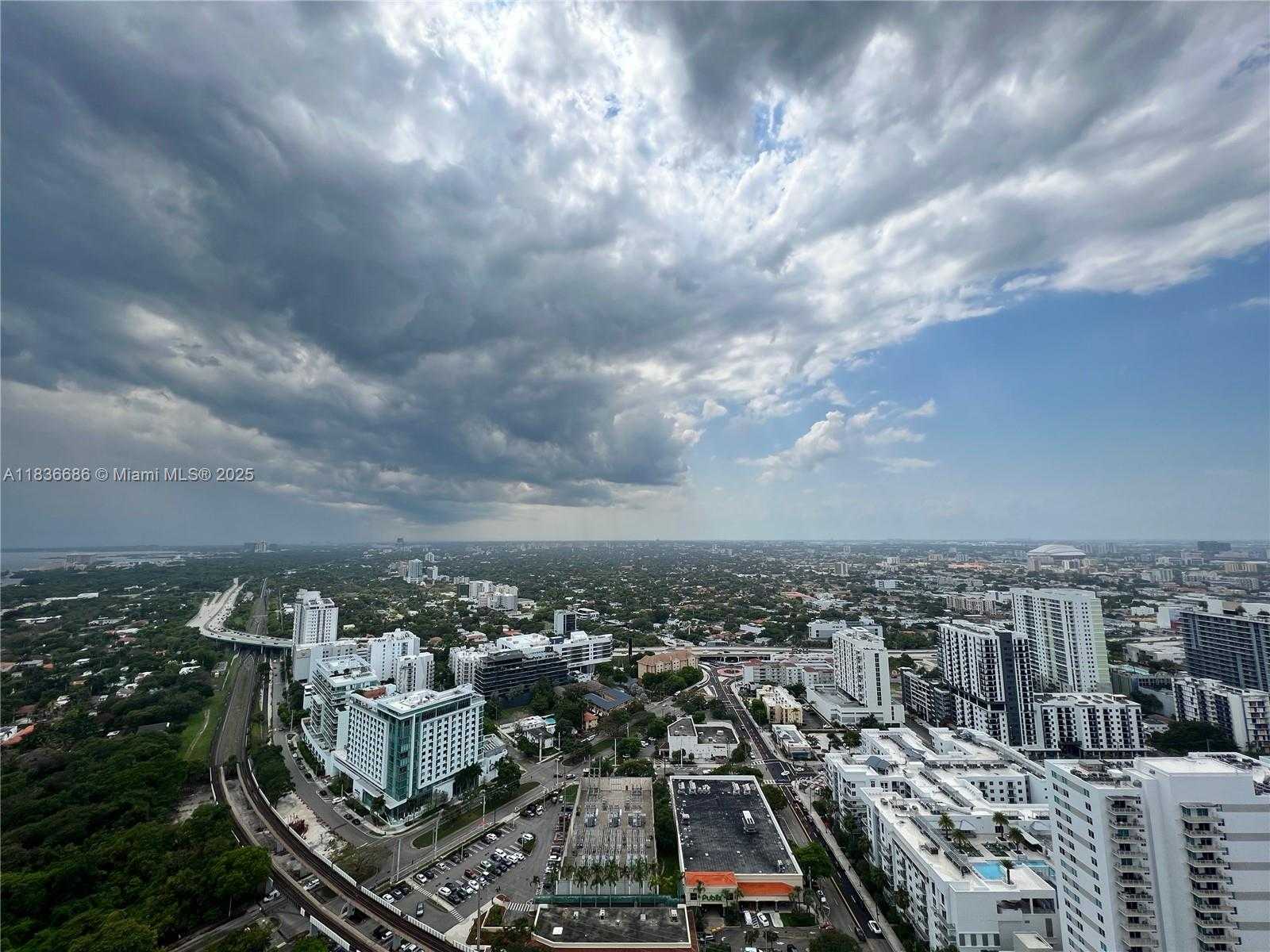 Small Image of 60 SOUTH WEST 13TH ST #3605, Miami Number 13