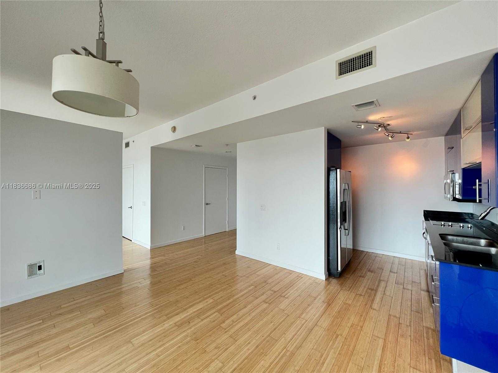 Small Image of 60 SOUTH WEST 13TH ST #3605, Miami Number 2