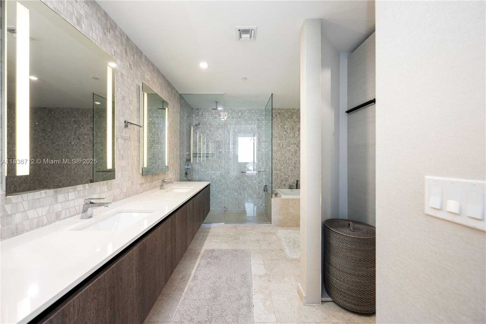 Small Image of 88 SOUTH WEST 7TH ST #3004, Miami Number 16