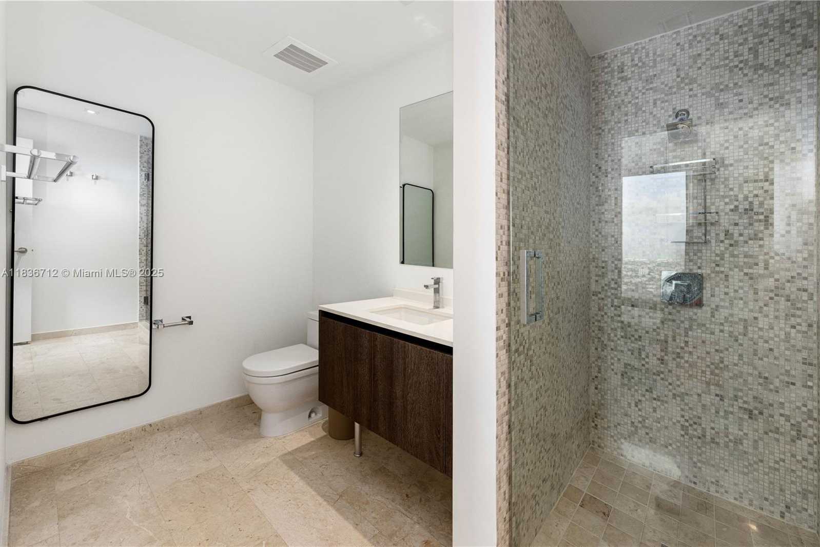 Small Image of 88 SOUTH WEST 7TH ST #3004, Miami Number 23