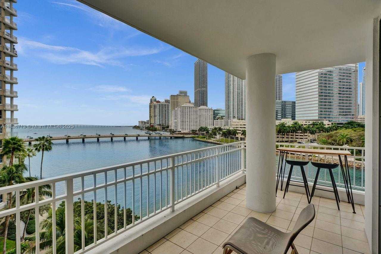 Small Image of 801 BRICKELL KEY BLVD #601, Miami Number 11