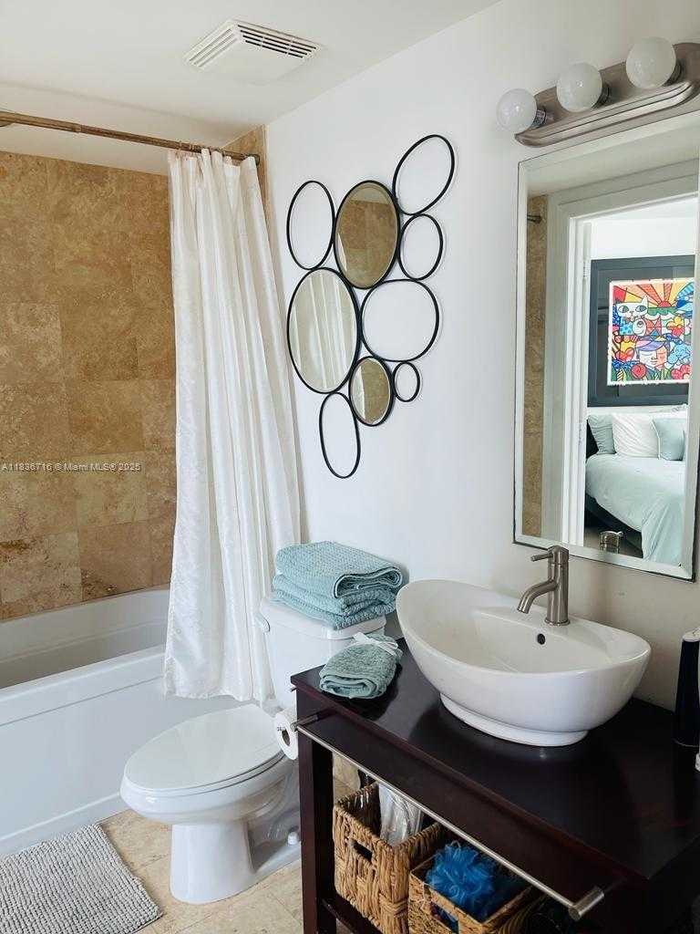 Small Image of 350 SOUTH MIAMI AVE #3908, Miami Number 10