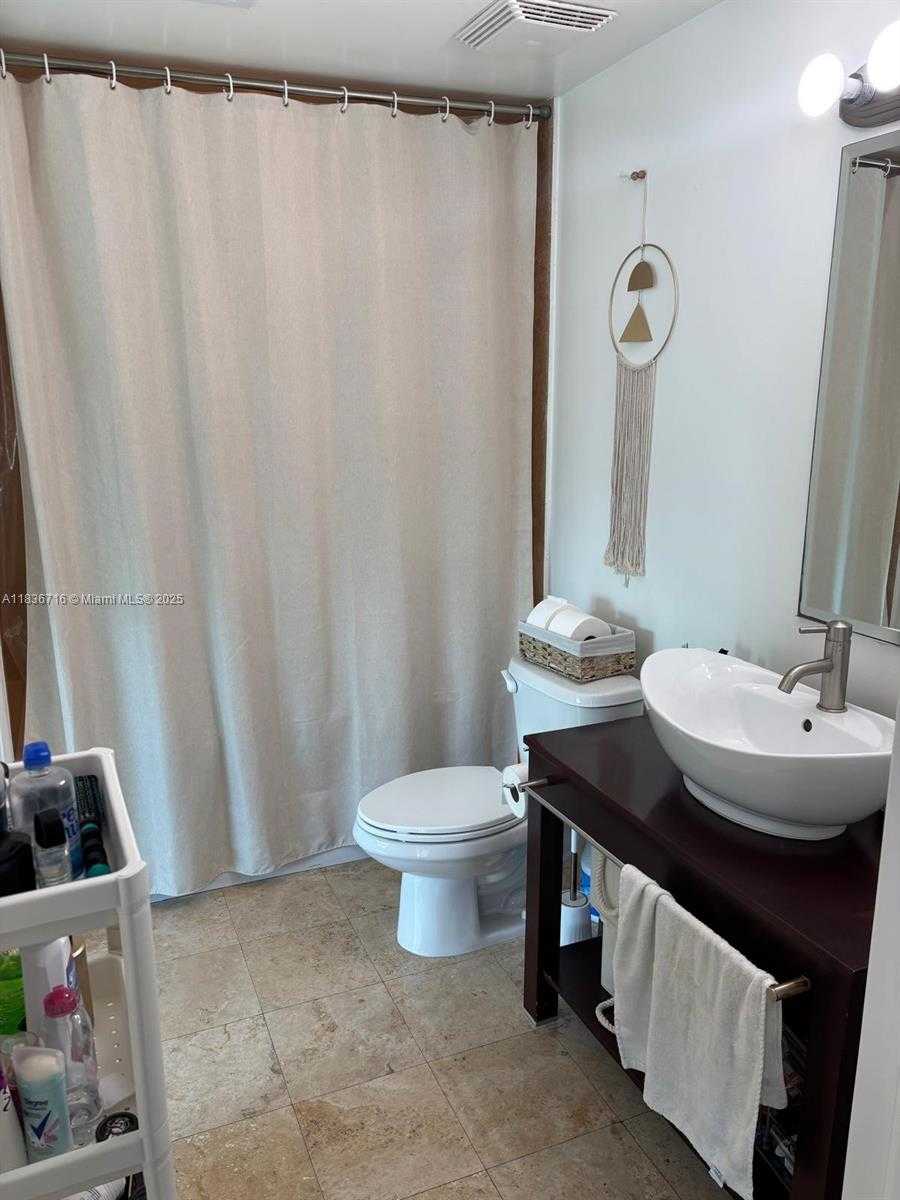 Small Image of 350 SOUTH MIAMI AVE #3908, Miami Number 16