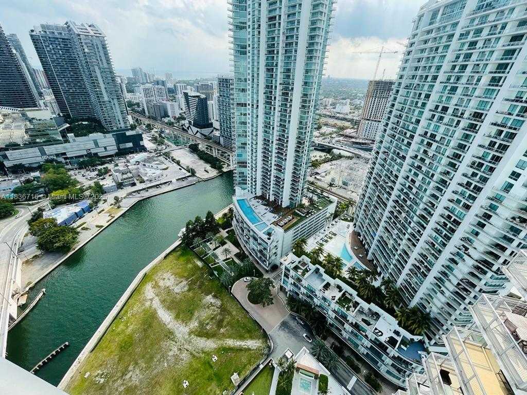 Small Image of 350 SOUTH MIAMI AVE #3908, Miami Number 4