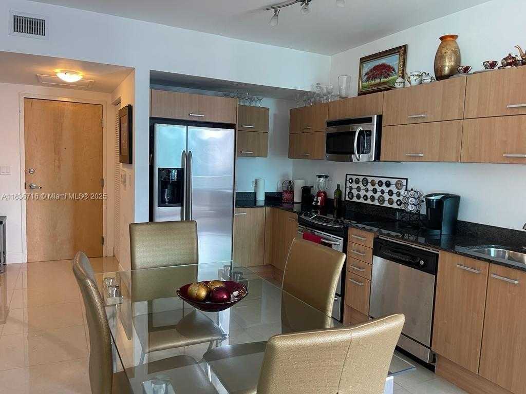 Small Image of 350 SOUTH MIAMI AVE #3908, Miami Number 9