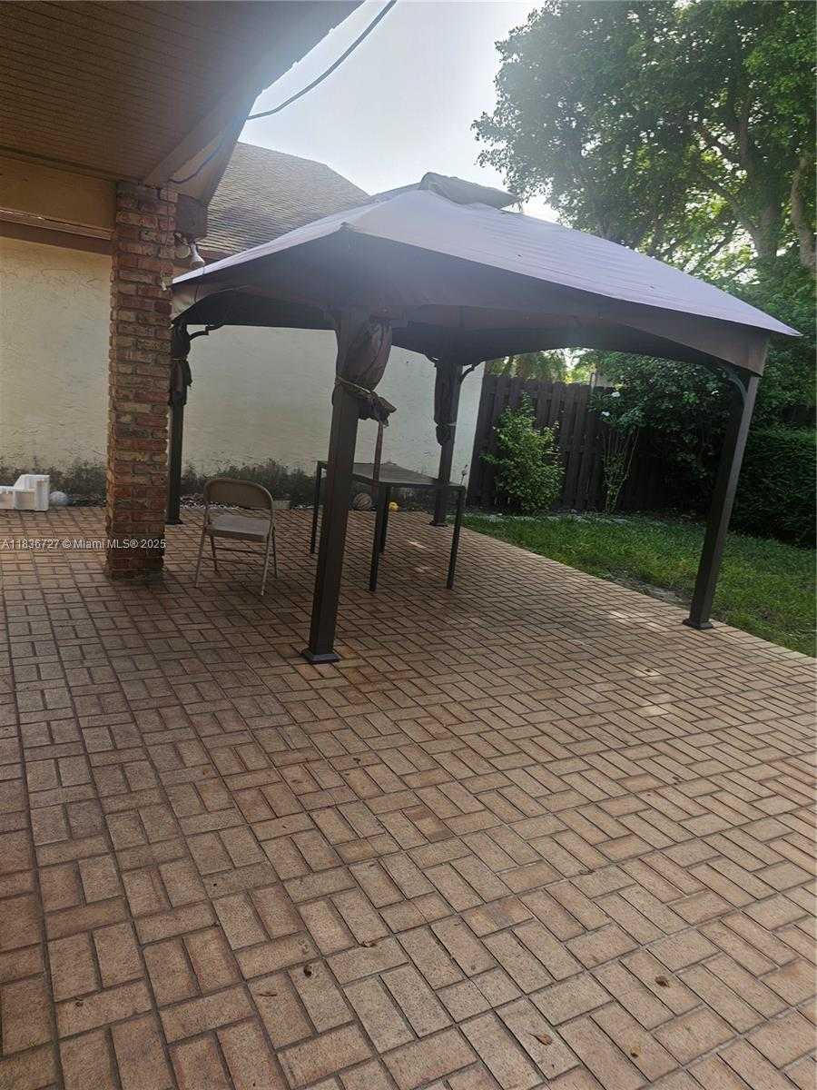 Small Image of 5320 SOUTH WEST 153RD PL S #1, Miami Number 18
