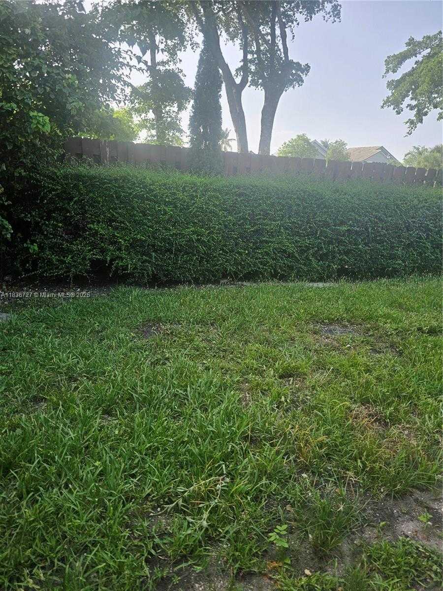 Small Image of 5320 SOUTH WEST 153RD PL S #1, Miami Number 19