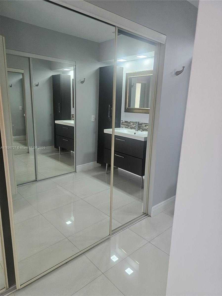 Small Image of 5320 SOUTH WEST 153RD PL S #1, Miami Number 5