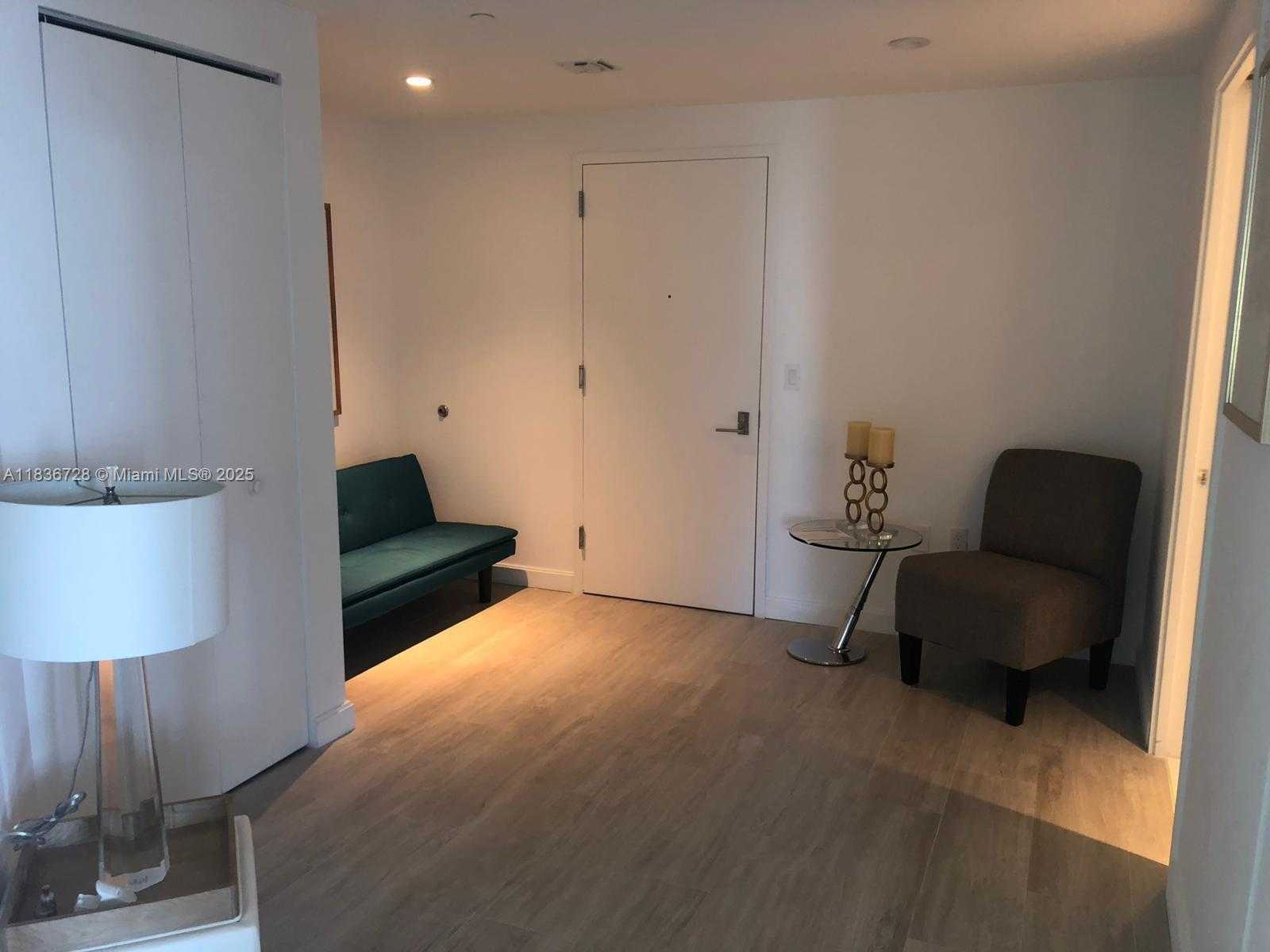 Small Image of 55 SOUTH WEST 9TH ST #3503, Miami Number 4