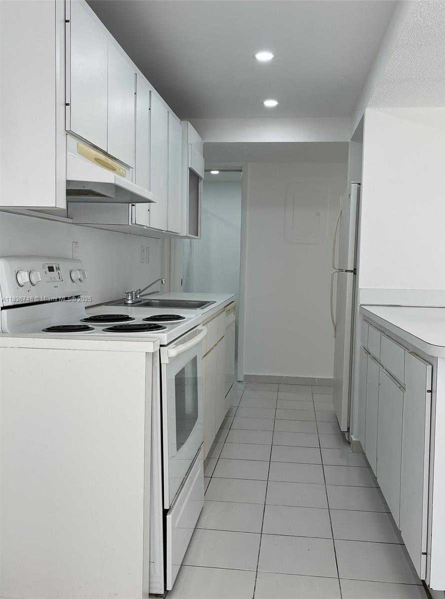 Small Image of 9331 SOUTH WEST 4TH ST #109A, Miami Number 18