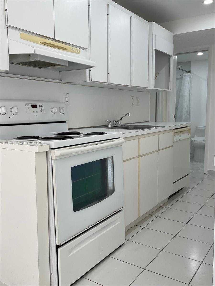 Small Image of 9331 SOUTH WEST 4TH ST #109A, Miami Number 19