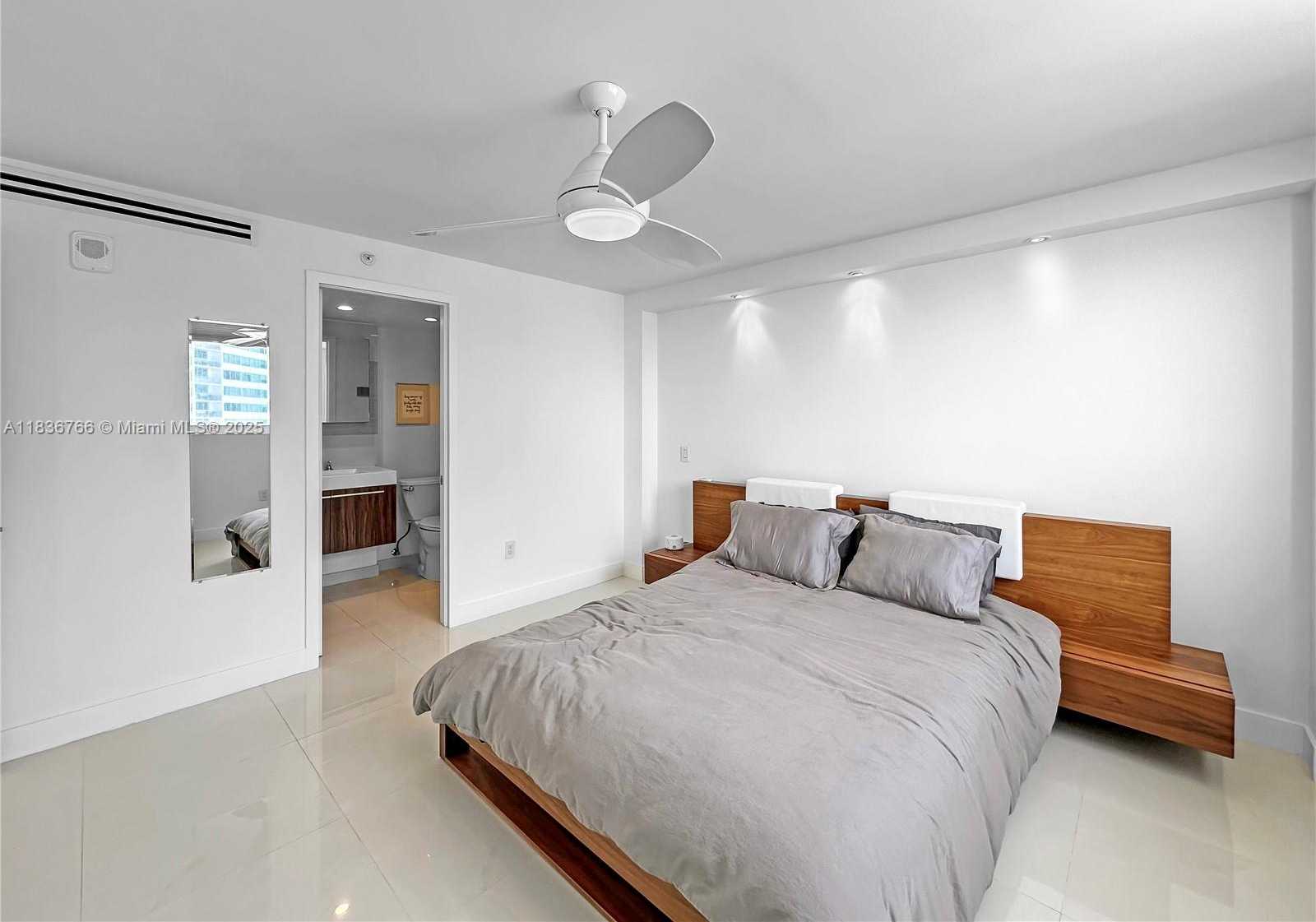 Small Image of 6969 COLLINS AVE #1011, Miami Beach Number 28