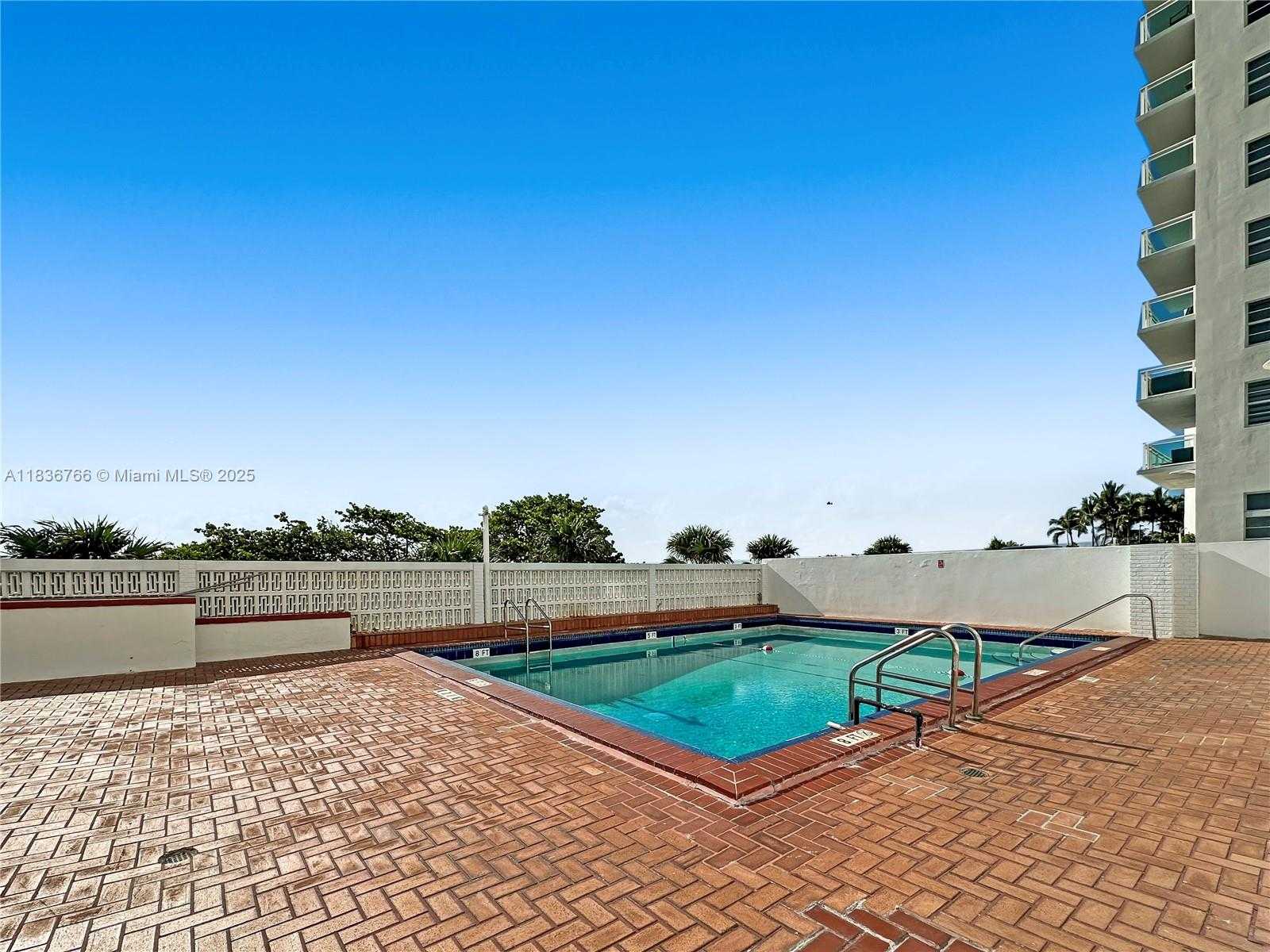 Small Image of 6969 COLLINS AVE #1011, Miami Beach Number 37