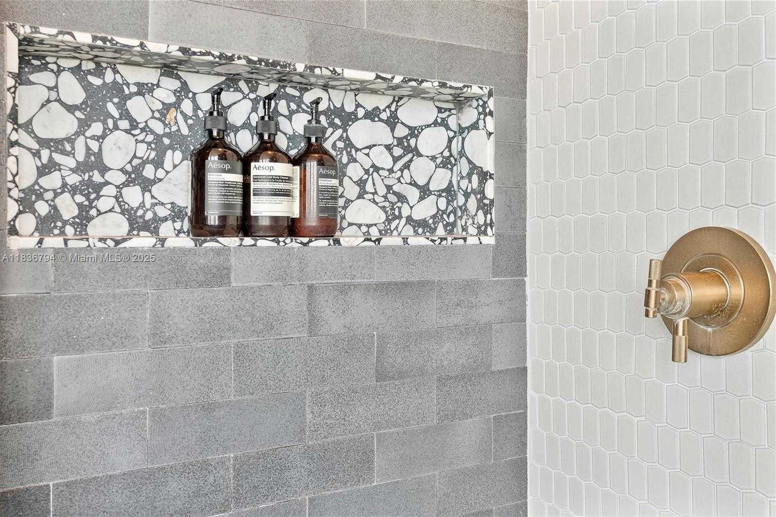Small Image of 650 NORTH EAST 32ND ST #4708, Miami Number 25