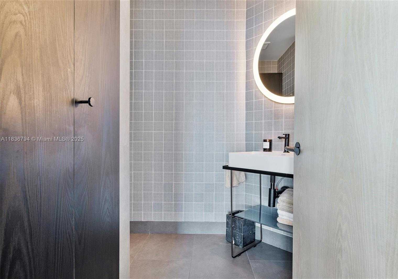 Small Image of 650 NORTH EAST 32ND ST #4708, Miami Number 30
