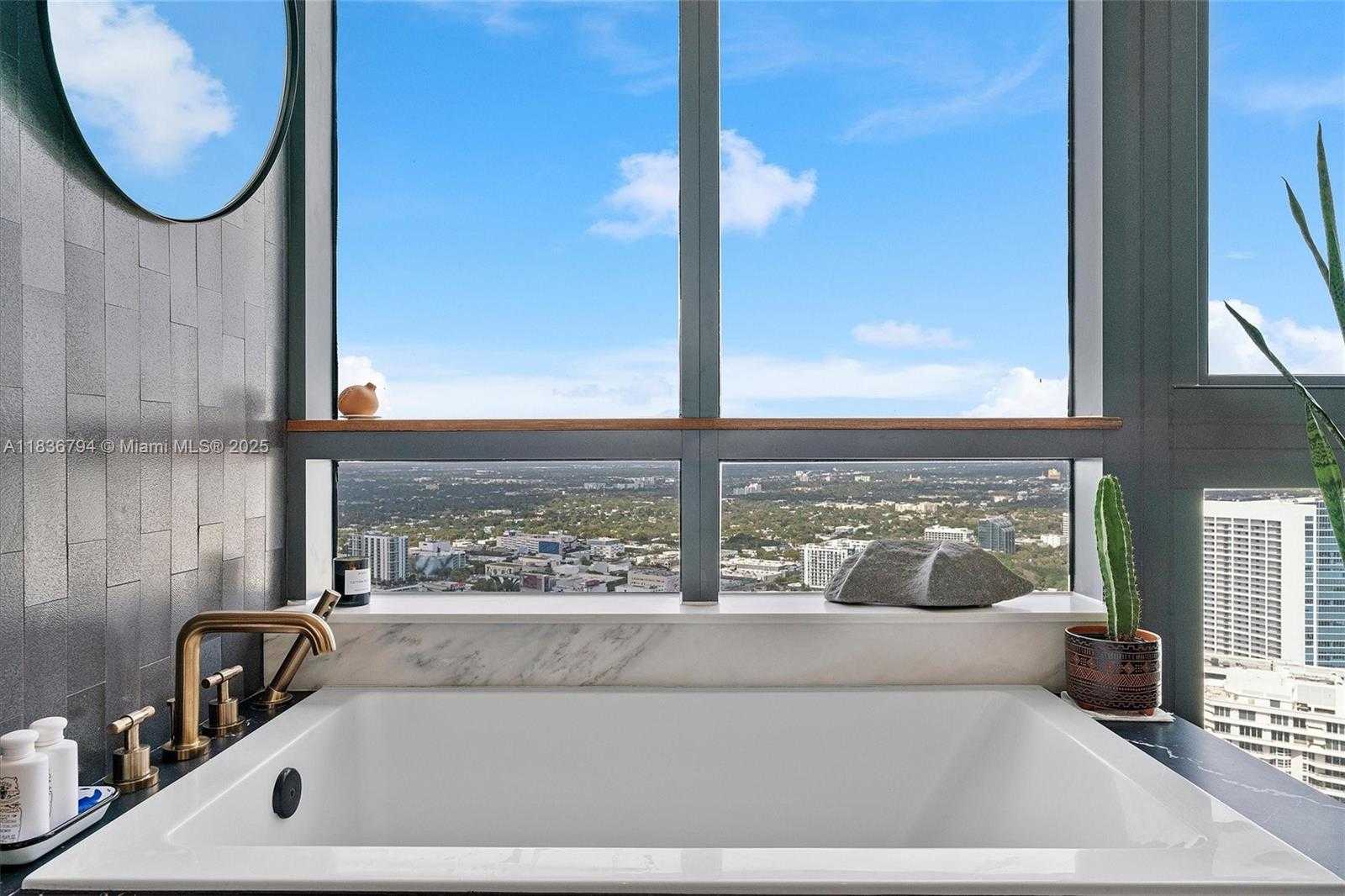 Small Image of 650 NORTH EAST 32ND ST #4708, Miami Number 35